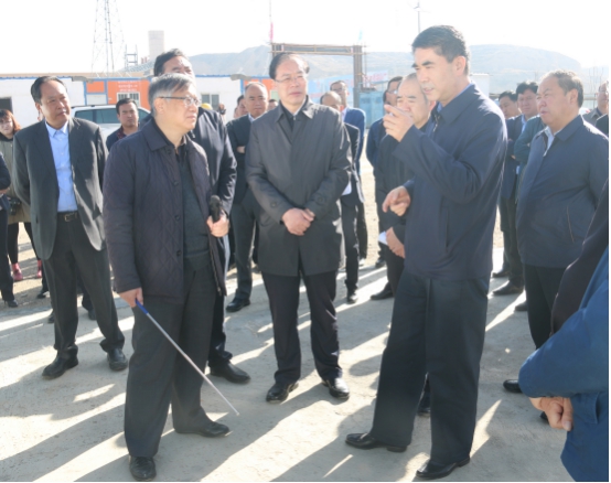 省委副書記、省長王建軍等領(lǐng)導(dǎo)一行視察海東工業(yè)園區(qū)臨空綜合經(jīng)濟(jì)園