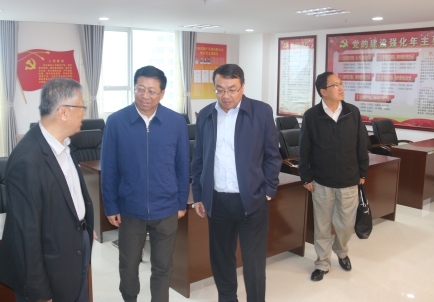青海省副省長、省國資委黨委書記、主任王黎明，蒞臨省物產(chǎn)集團(tuán)調(diào)研指導(dǎo)工作